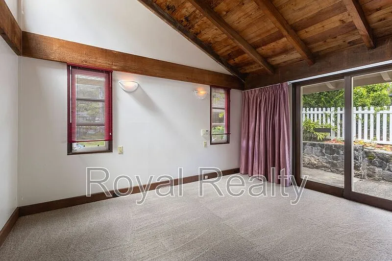 4 bed, 2.0 bath, 2248 sqft, $6,000 — Photo 4
