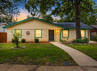 1113 Winterwood Dr, Lewisville, TX 75067