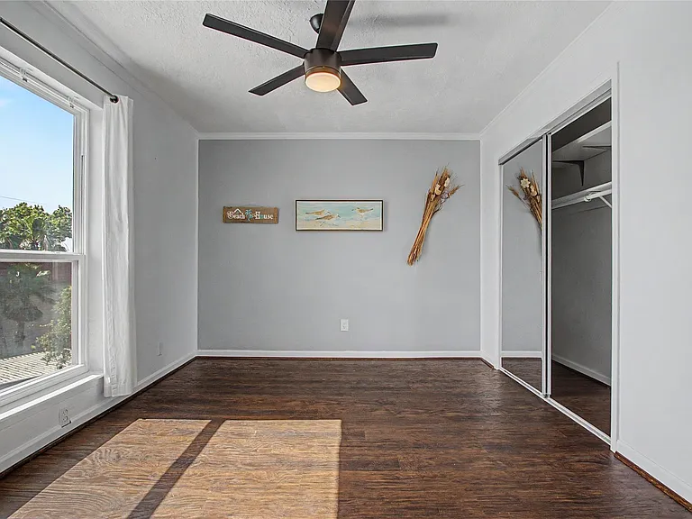 307 Yacht Club Ln #307 — Photo 11