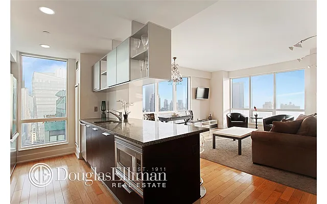 Rented by Douglas Elliman | media 16