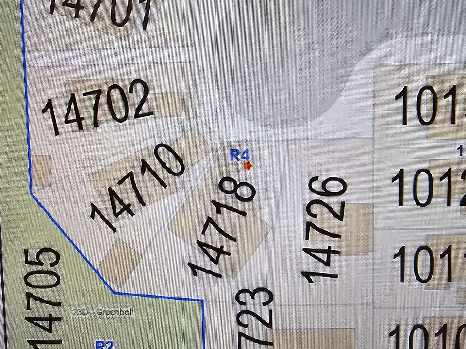 1st image of 14718 101a Ave