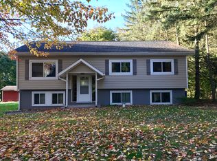 3730 Ellwood Rd, New Castle, PA 16101