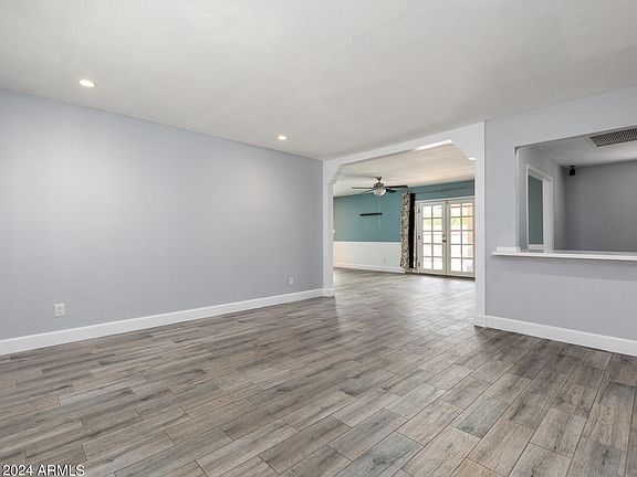 3rd image of 8209 E CYPRESS Street