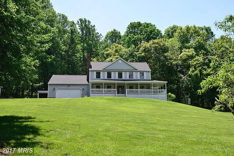 287 Barker Ln photo 1
