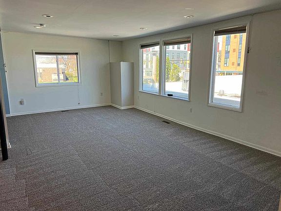 5th image of 522 E Nine Mile Rd #526