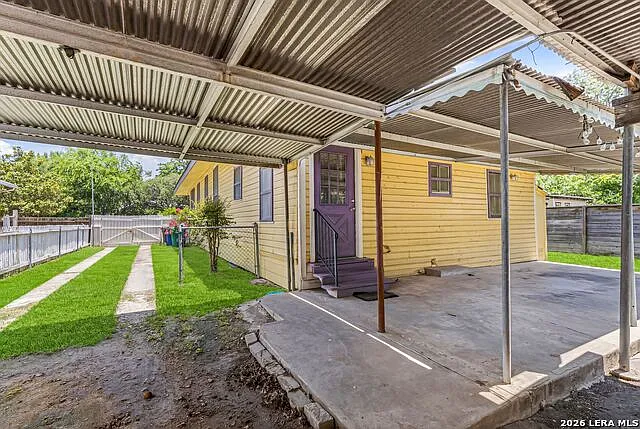 631 Cedar St — Photo 30