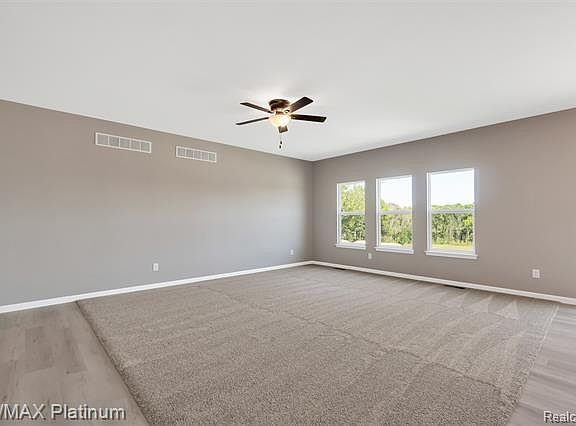 4th image of 2797 Blue Sky Dr #2