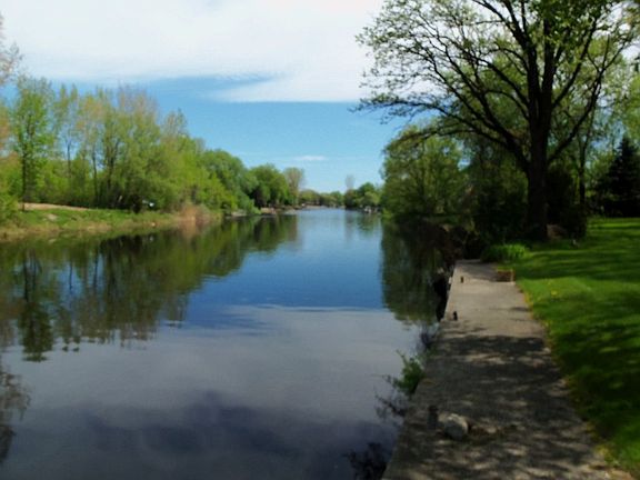 5th image of 3543 Kawkawlin River Dr