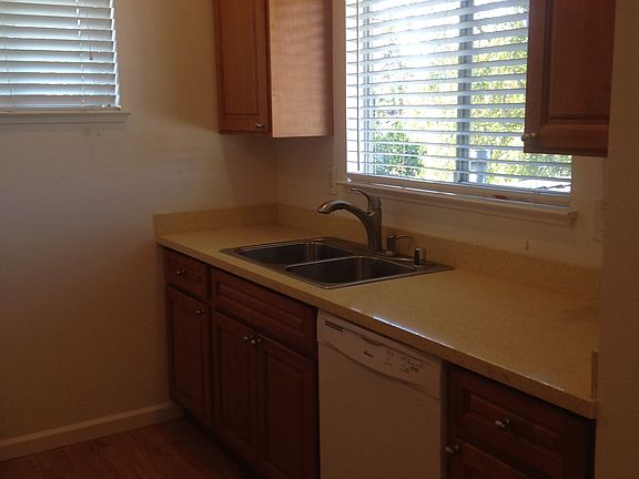 2nd image of 2053 Town And Country Ln APT 3