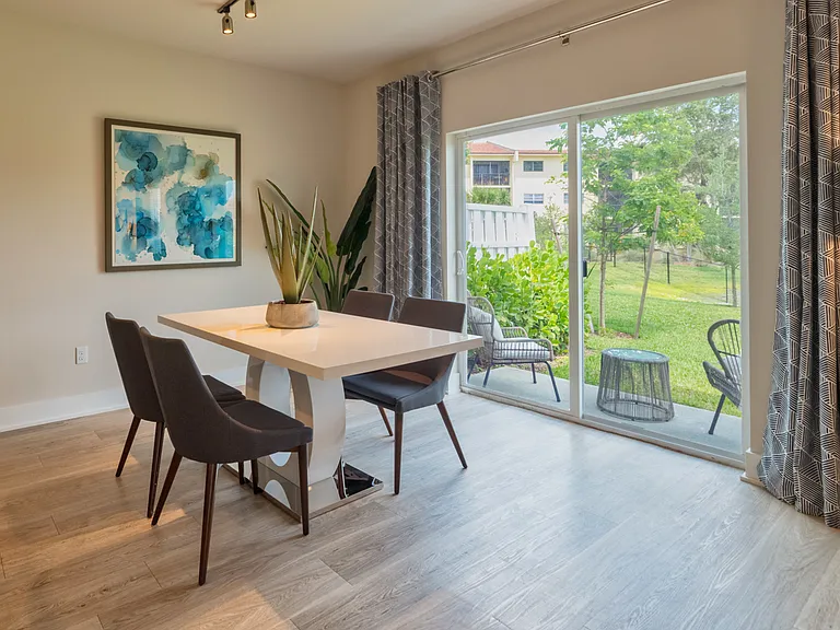 Townhome with Lake View