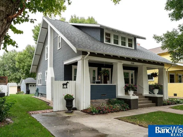 1319 8th St, Aurora, NE 68818