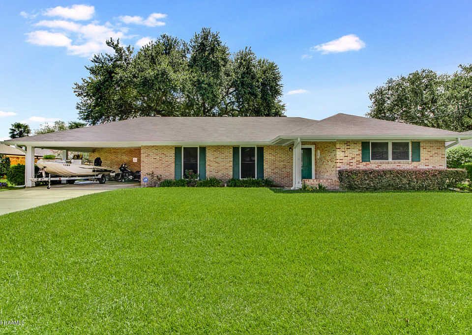 1st image of 109 Ophelia Ln