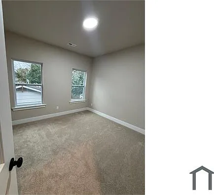 3 bed, 1808 sqft, $2,500 — Photo 4