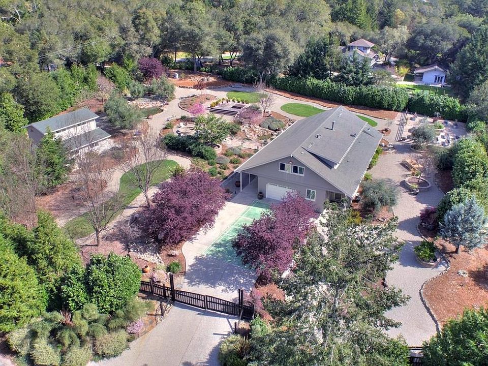 1st image of 495 Towhee Dr
