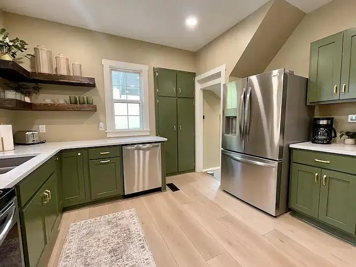 4362 Mason St — Photo 2