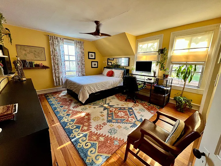 125 Madison Pl — Photo 32
