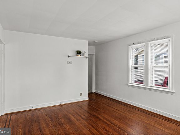 5th image of 1615 47th St