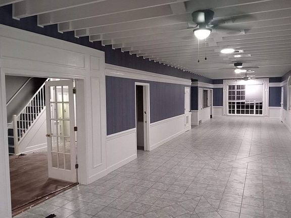 2nd image of 974 SW Hamlet Cir