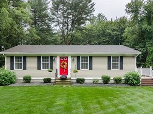 286 South St, Hanson, MA 02341
