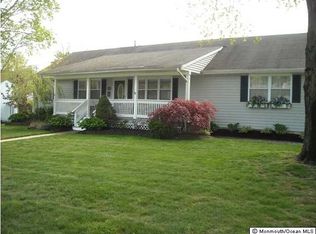 32 Willow Dr, Neptune, NJ 07753