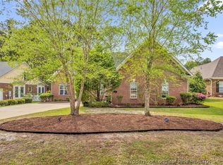 195 Falling Water Rd, Spring Lake, NC 28390