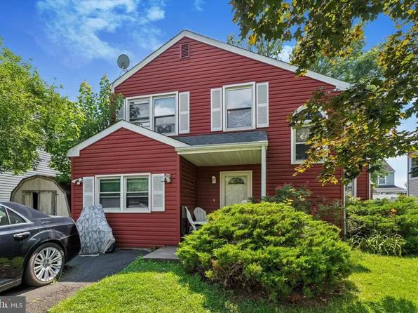 62 Whethersfield Cir, Telford, PA 18969