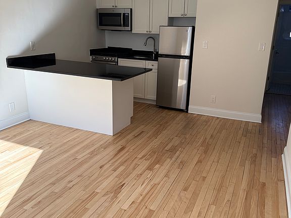 4th image of 54A Alton Pl #1