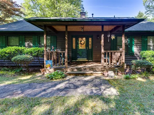 348 Rock Cliffe Trl, Pickens, SC 29671