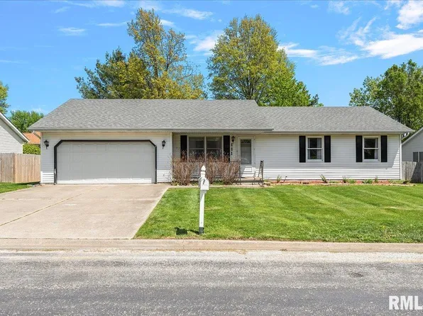 111 N Heather Ln, Auburn, IL 62615