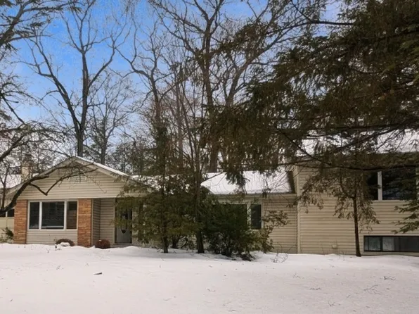 28 Deer Trail Lake Rd, Hardyston Twp., NJ 07460