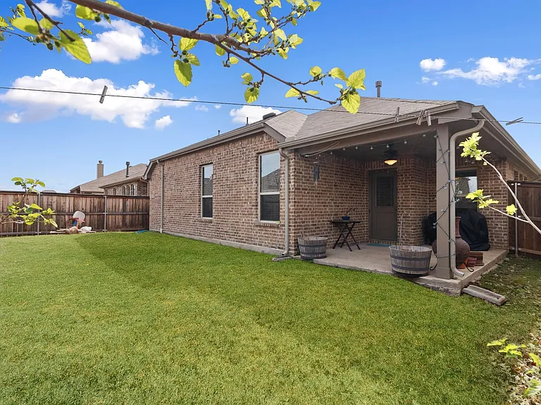 16609 Lincoln Park Ln — Photo 18