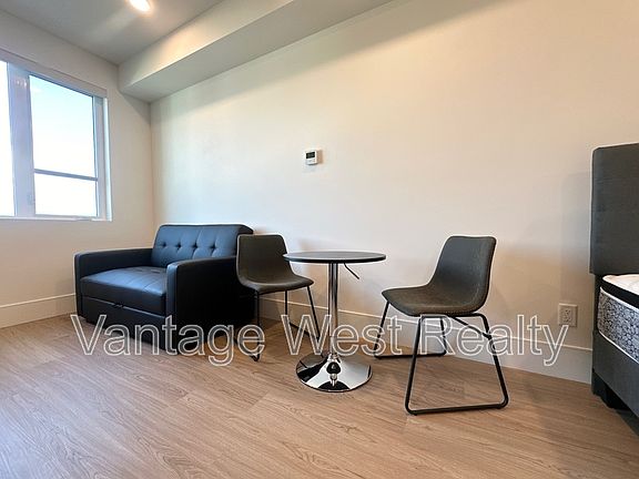 2nd image of 720 Klo Rd #407