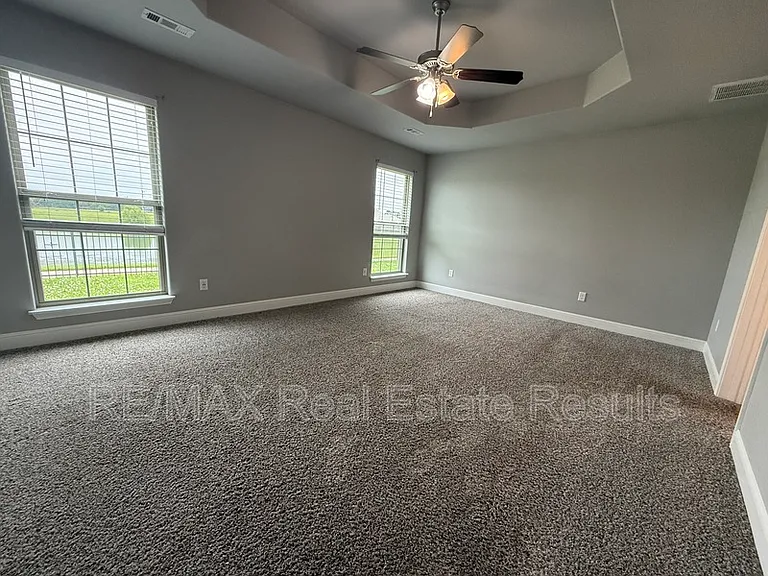 700 Gala Cir — Photo 11