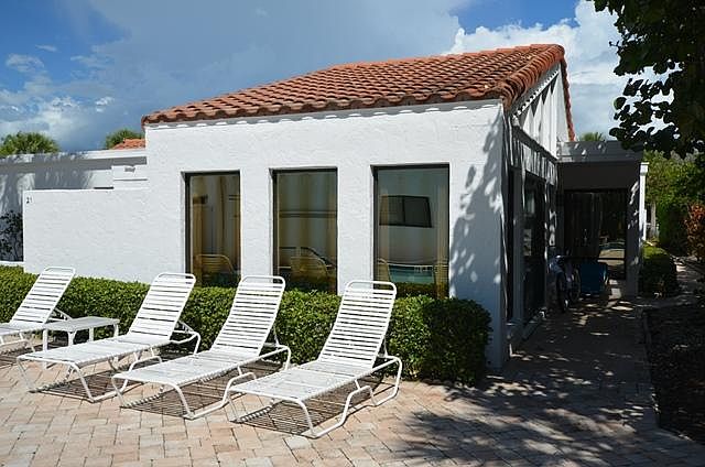 1st image of 1585 Tarpon Center Dr APT 4