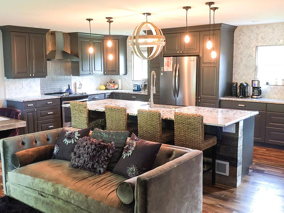 Elite kitchen is perfect for those who love to cook and entertain.