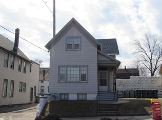 223 W Mitchell St, Milwaukee, WI 53204