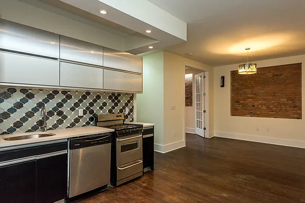 Rented by Nooklyn NYC LLC | media 55