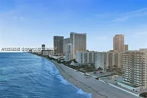 Sea Air Towers Condo — Photo 3