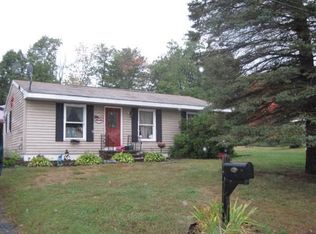 14 Kingsberry Ln, Ware, MA 01082