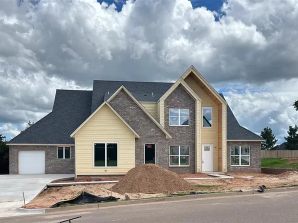 4548 Maple Ridge Dr, Edmond, OK 73034