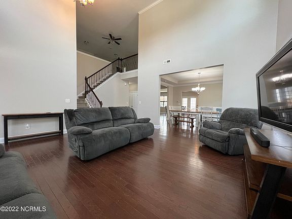5th image of 107 Creek End Ct