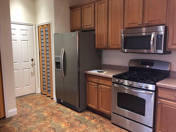 2nd image of 774 Bayside Dr