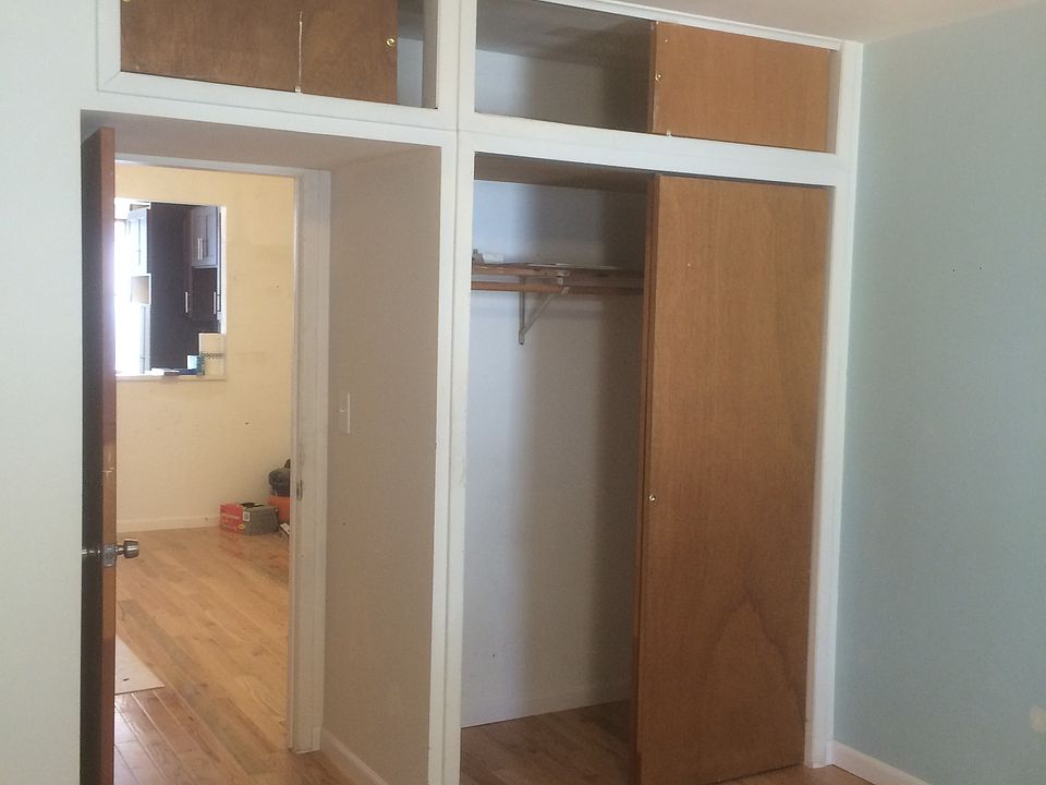 2nd image of 134 Skillman Ave #3RGHT