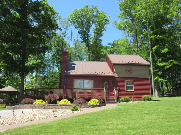 2389 Bay Rd, Brockway, PA 15801