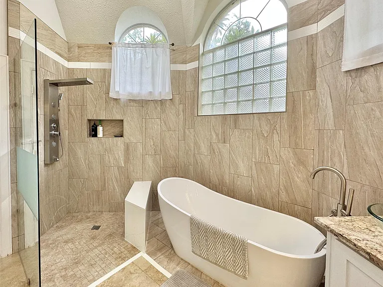59 Acorn Cluster Ct — Photo 18