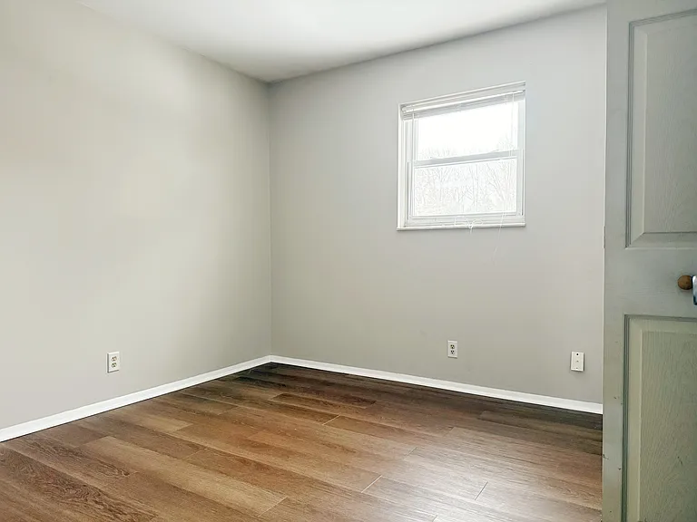 700 Village Ln #4 — Photo 15