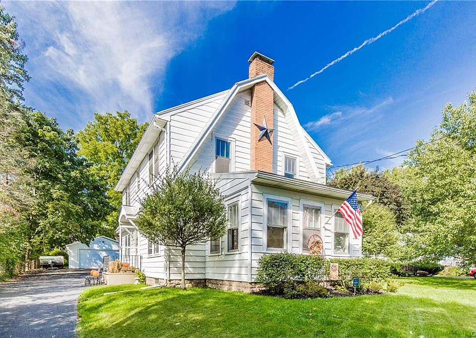 1st image of 107 Hunt Dr