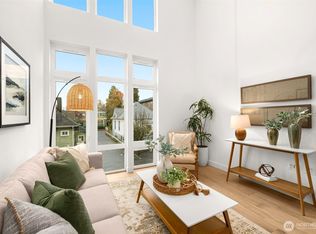 222 D 10th Avenue E, Seattle, WA 98102