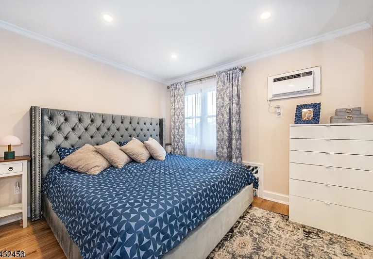 57 Marsellus Pl #2 — Photo 6