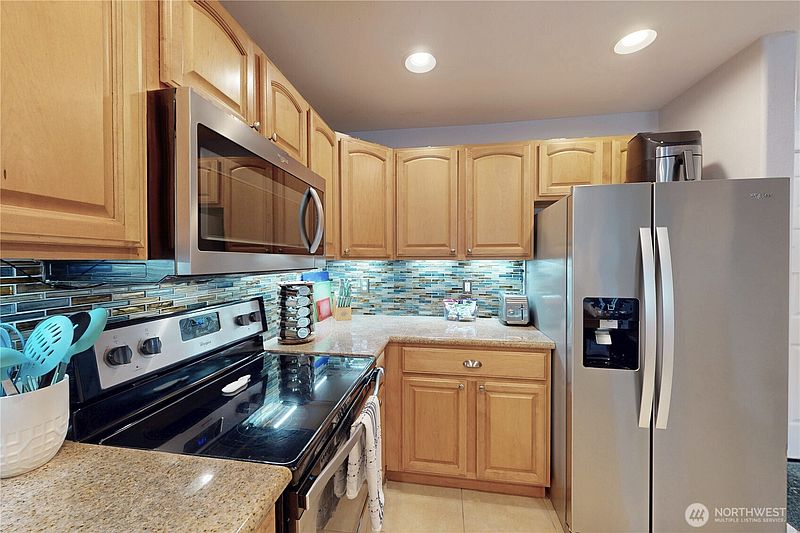 5th image of 1600 W Ocean Avenue #1227